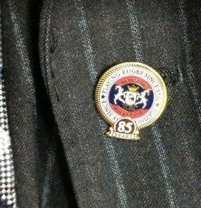 reversspeldje, in hard emaillen